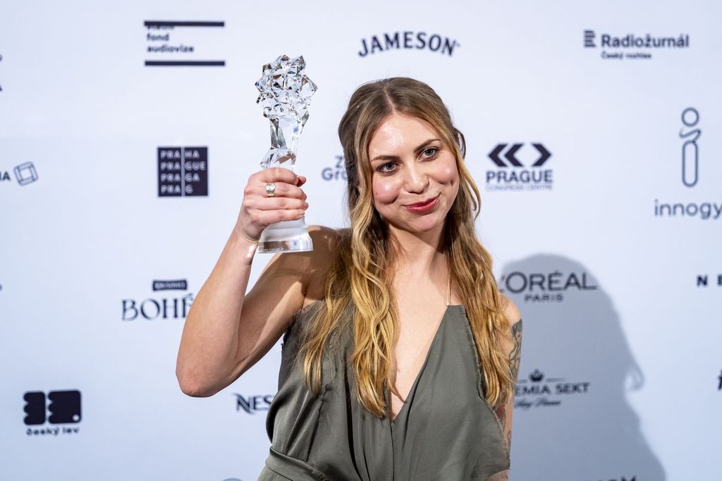 České levy sú rozdané: Zvíťazil Karavan aj slovenská režisérka Katarína Gramatová