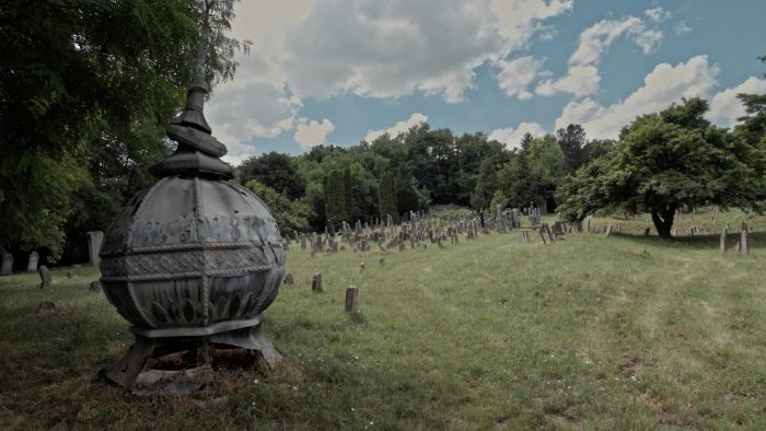 Posledný Hebrej z Hlohovca – film o pamäti, identite a odvahe objavovať stratené osobnosti našej histórie